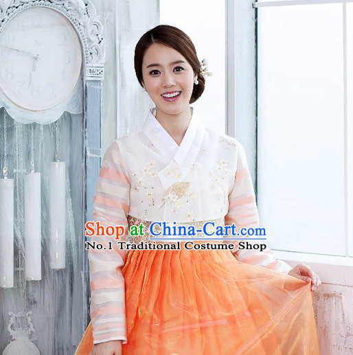 Korean Female National Costumes Traditional Costumes Hanbok Korea
