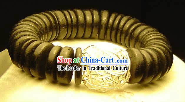 Hainan Black Coconut Silver Bracelet