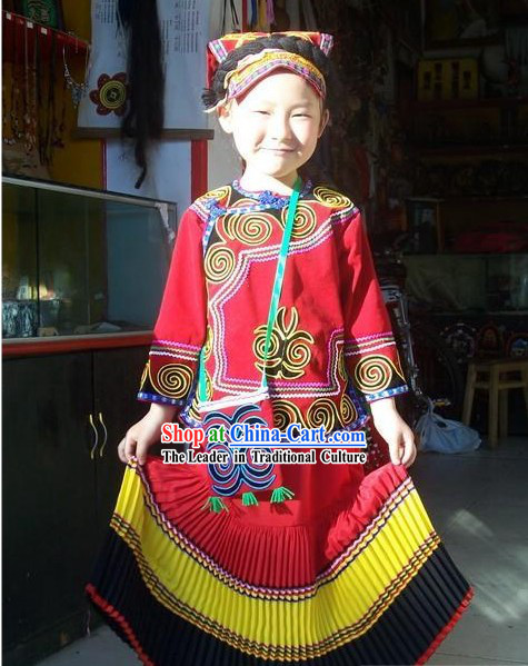 Chinese Traditional Yi Minority Costumes and Hat for Children