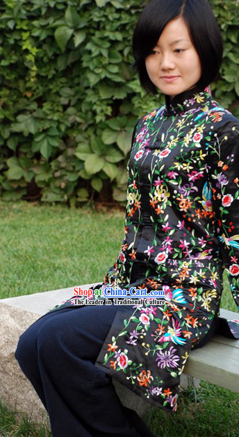 Chinese Traditional Handmade and Embroidered Floral Long Silk Overcoat for Women