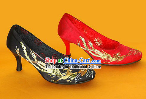 Oriental bridal shoes design