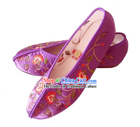 Chinese Traditional Handmade Embroidered Satin Shoes _flower_