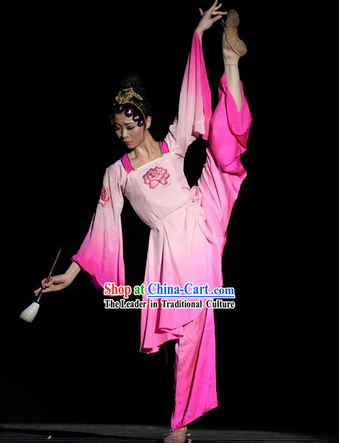 Traditional Chinese Dance Costumes