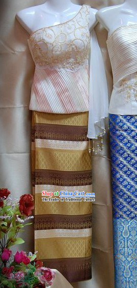 Thai National Clothes Complete Set