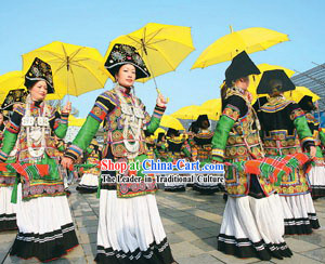 Chinese Traditional Yi Minority Clothing and Hat Complete Set