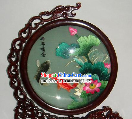 Chinese Double Sided Embroidery Fishes