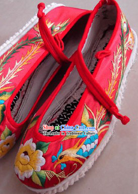 Chinese Traditional Embroidery Phoenix Wedding Shoes