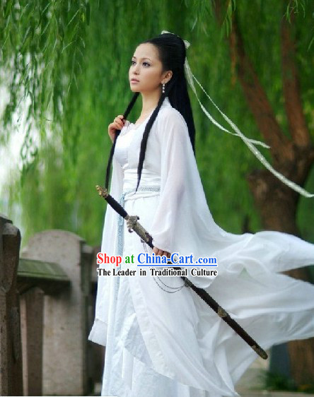 Ancient Chinese Plain White Swordswoman Costumes