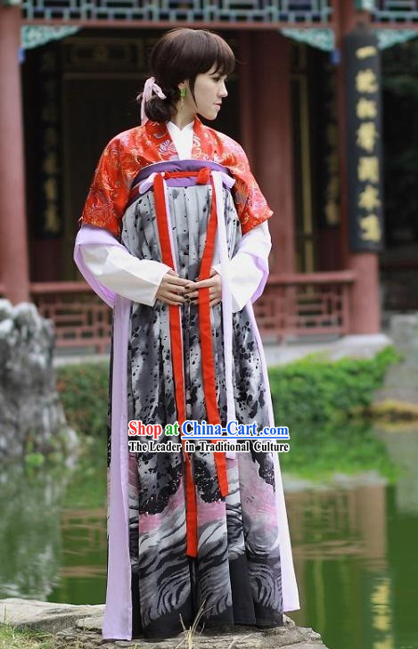 Ancient Chinese Tang Dynasty Clothing for Women