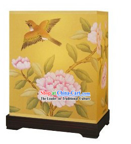 Traditional Chinese Hand Painted Silk Desk Palace Lantern