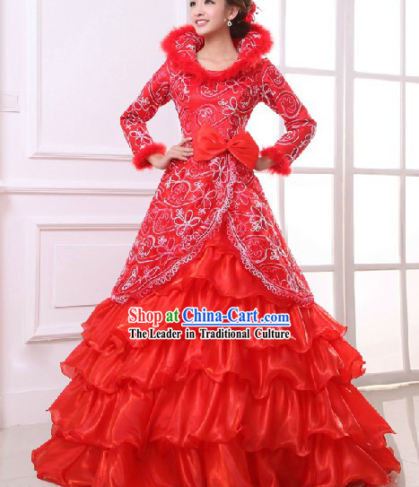 Lucky Red Long Tail Wedding Dress for Brides