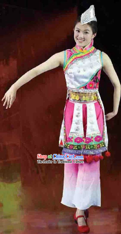 Yi Nationality Torch Festival Dance Costume and Headgear for Women