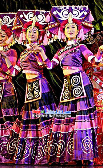 Traditional Chinese Yi Ethnic Women Clothing and Hat