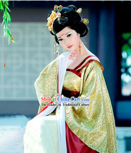 Tang Dynasty Yang Guifei Clothing and Headpieces