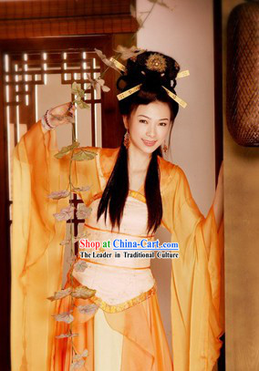 Ancient Chinese Tang Dynasty Costumes for Women