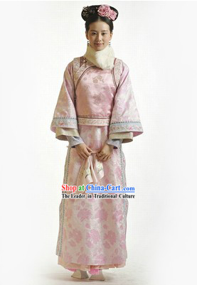Qing Dynasty Palace Lady Clothes and Hair Accessories