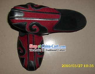 Traditional Chinese Red Taoist Cloud Shoes