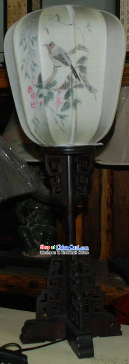 Ancient Chinese Imperial Style Handmade and Painted Silk Desk Lantern