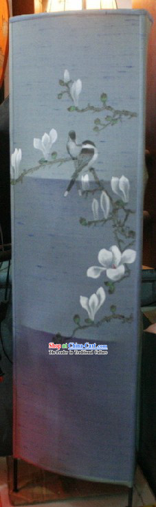 Chinese Classic Handmade and Painted Silk Bird and Flower Standard Floor Lamp