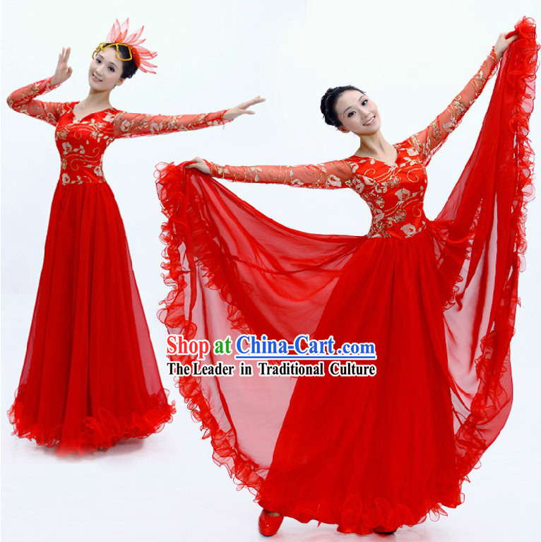 Traditional Chinese Red Dance Costumes and Headwear for Women