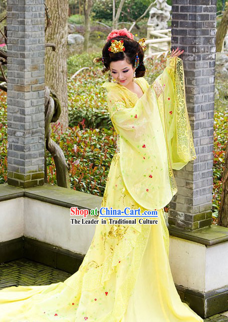 Traditional Chinese Imperial Yellow Princess Clothing