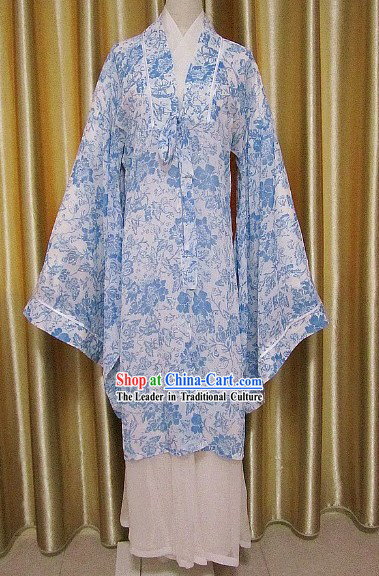 Ancient Chinese Ming Dynasty Blue Flower Female Clothing
