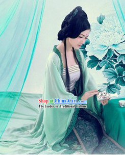 Ancient Chinese Tea Ceremony Beauty Green Costume