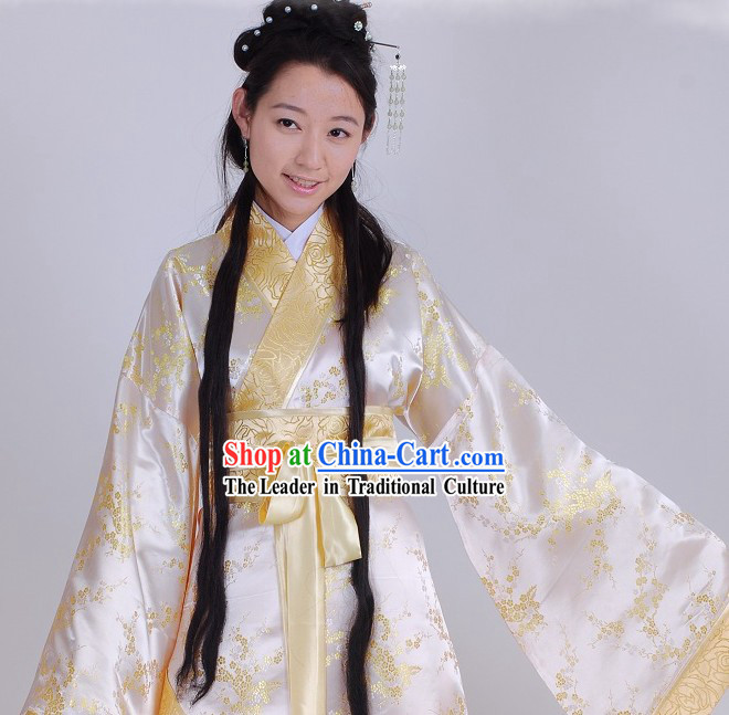 Ancient Chinese Han Dynasty Plum Blossom Royal Lady Clothing for Women