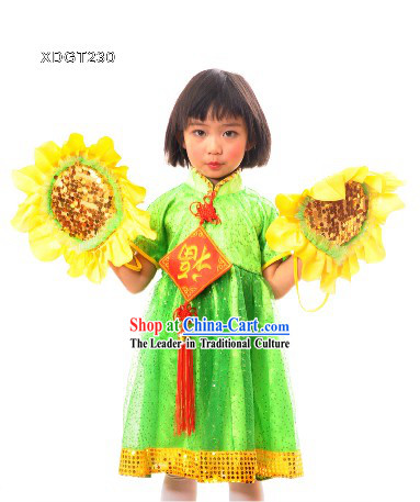 Traditional Chinese Sunflower Mandarin Dance Costumes and Flower Prop Set for Children