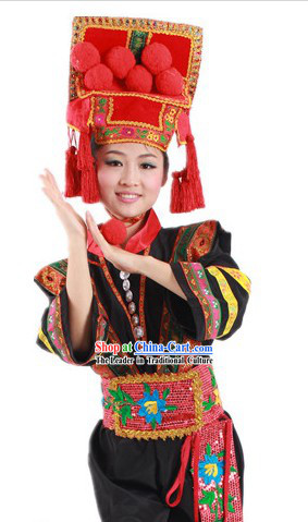 Traditional Chinese Yi Nationality Costumes and Hat for Women