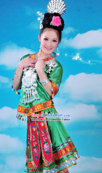 Traditional Chinese Miao Costumes and Accessories for Women