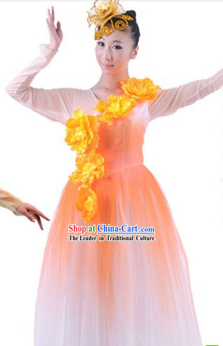 Traditional Chrysanthemum Dance Costumes and Headwear for Women