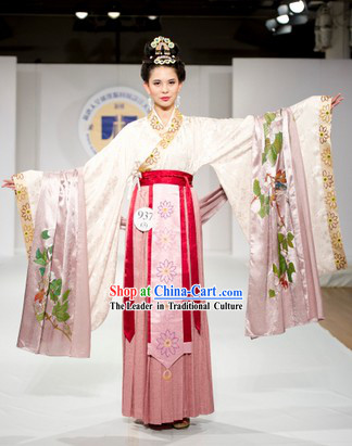 Traditional Chinese Woen's Clothes
