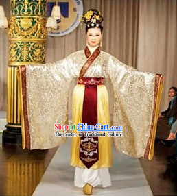 Traditional Chinese Women Costumes Complete Set