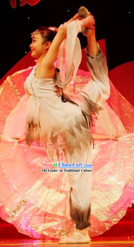 Classical Chinese Dance Costumes for Women