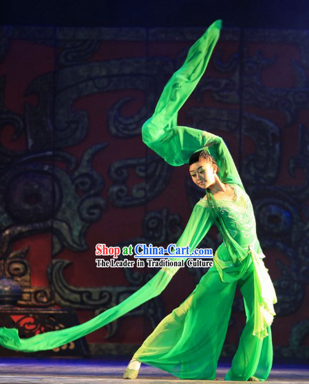 Stage Performance Long Sleeve Green Dance Costumes Complete Set for Women