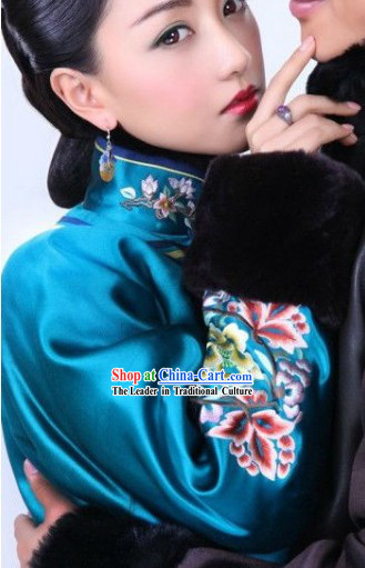 Qing Dynasty Imperial Palace Empress Outfit for Women