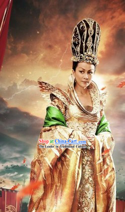 Ancient China Tang Dynasty Female Emperor Wu Zetian Clothing and Hair Accessories for Women