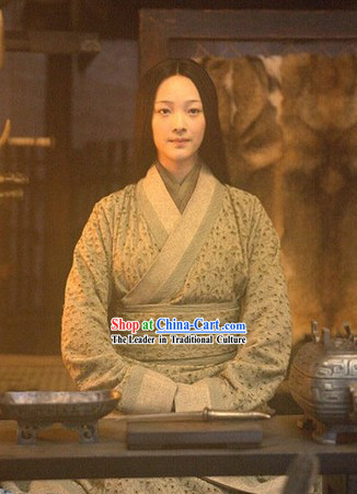 Qin Dynsaty Period Chinese Costume Yu Ji Xiang Yu's Wife Han Beauty Clothing for Women