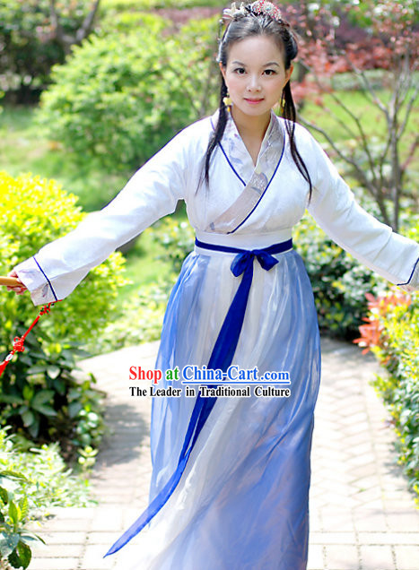 Ancient Chinese Han Dynasty Costumes for Women