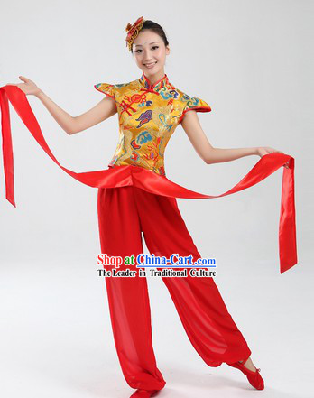 Traditional Chinese Yangge Dance Costumes for Women
