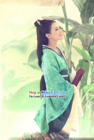 Ancient Chinese Green Han Dynasty Robe for Women