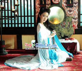 Xue Kaiqi Painted Skin TV Drama Serious Costume