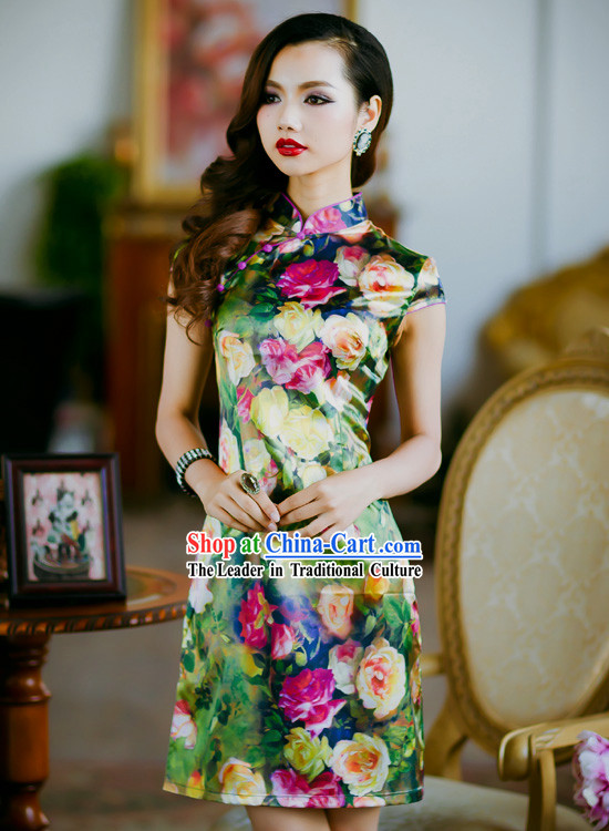 Traditional Chinese Short Floral Cheongsam Qipao