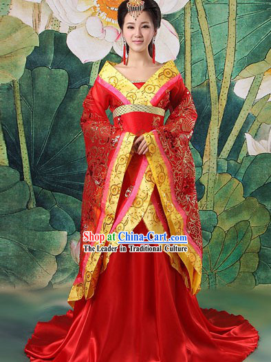 Chinese Red Wedding Outfit and Headdress for Brides