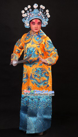 Yellow Traditional Chinese Dragon Embroidery Wusheng Character Costume and Helmet for Men