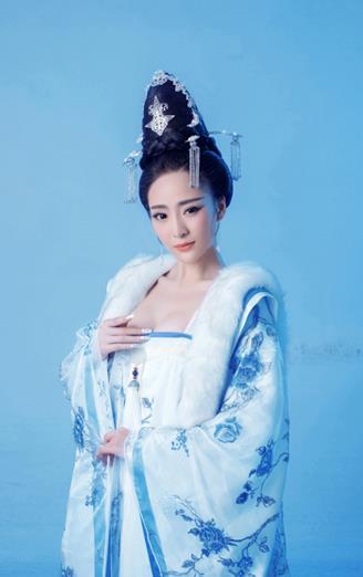 Ancient Chinese Princess Costumes and Umbrella Complete Set
