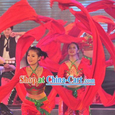 Chinese Folk Long Sleeve Festival Celebration Group Dance Costumes for Women