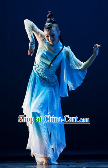 Chinese Classical Dance Costumes and Hair Accessories Complete Set
