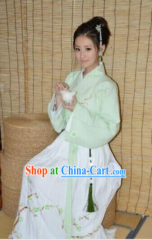 Ancient Chinese Light Green Lady Clothing